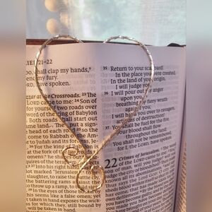 Cute silver Wire bookmark
